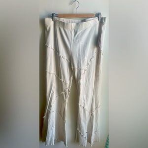 Off white stretch pants from Target (tags still on) XL